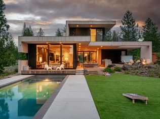 61645 Rowallan Ct, Bend, OR 97702