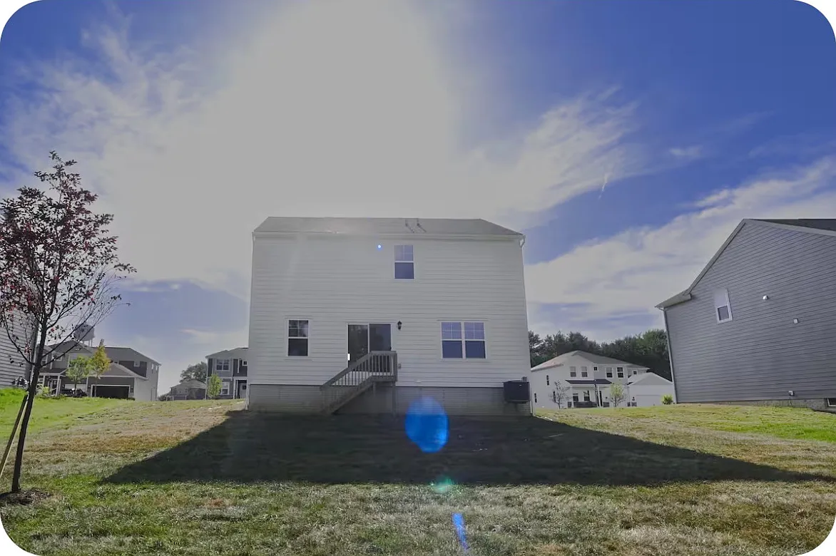 4 bed, 2.5 bath, 2208 sqft, $3,500 — Photo 3