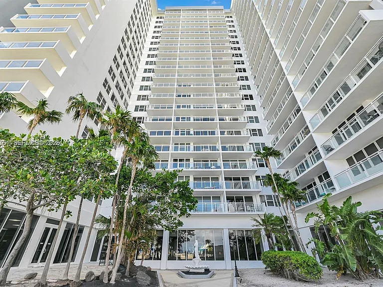 2030 S Ocean Dr #806 — Photo 31