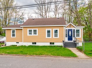 2401 1st Ave, Schenectady, NY 12303