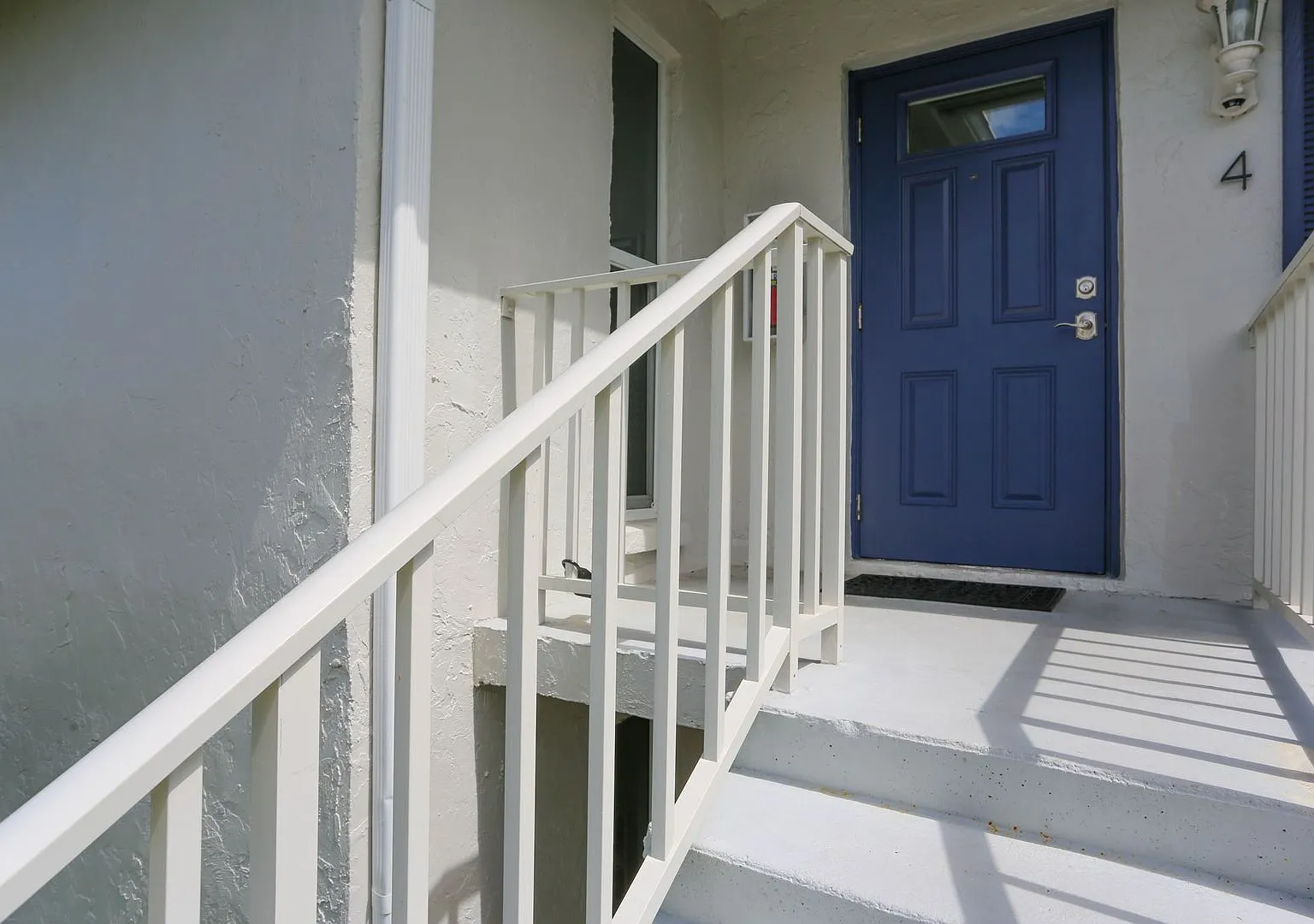 Glades Country Club 2/2 With Golf Beautiful Unit Ready For You To Rent Seasonally — Photo 3