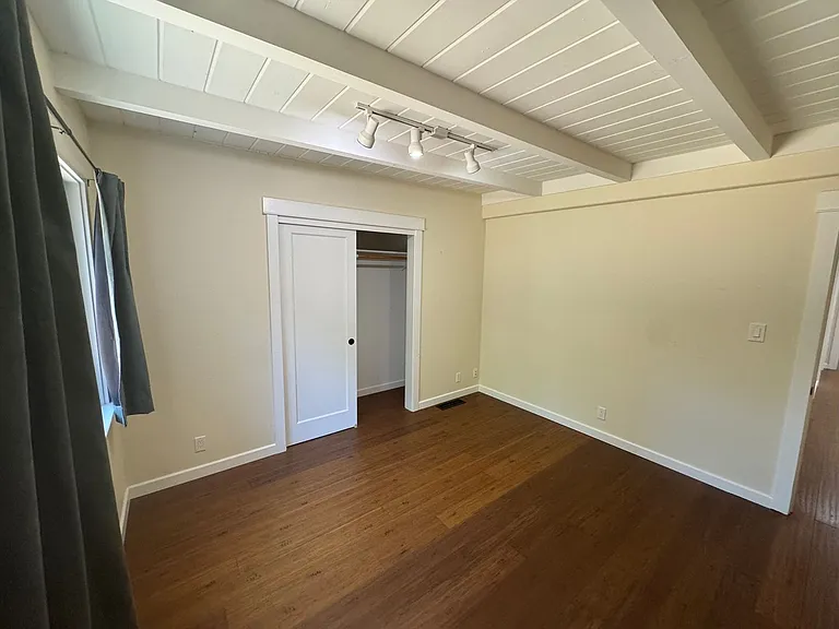 325 Vista Robles Dr — Photo 13