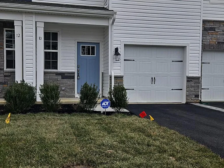 10 Reagan Ln — Photo 2