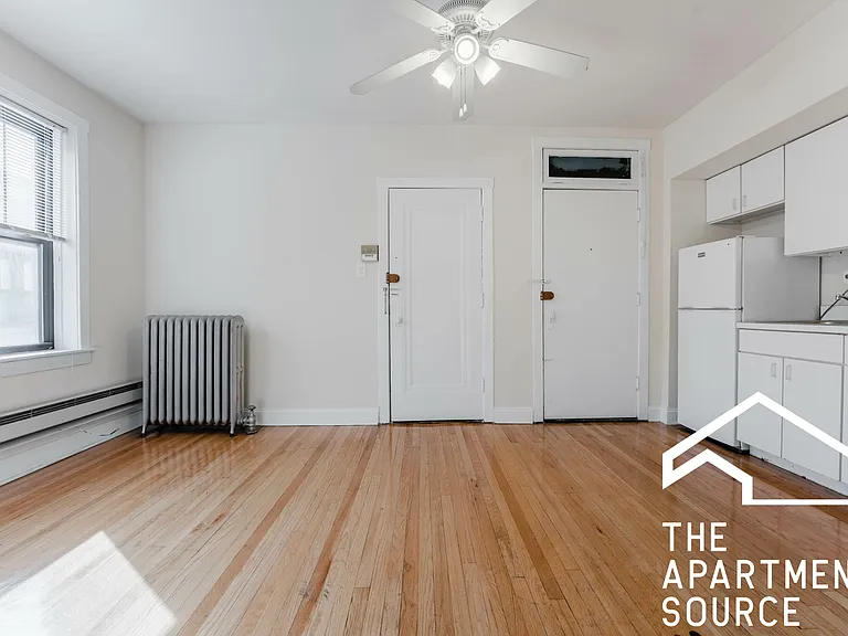 2239.5 N Bissell St #3E — Photo 3
