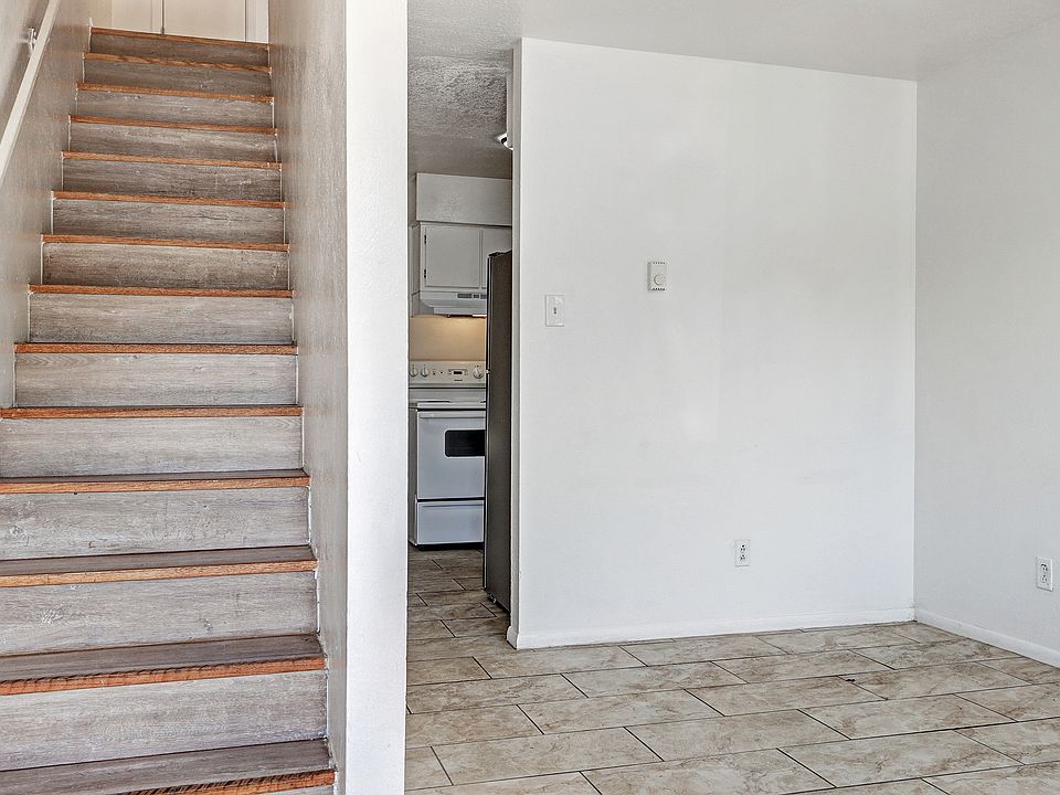 1st image of 195 Monte Alto Pl NE #B