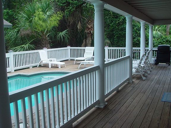 4th image of 4 Driftwood Ln