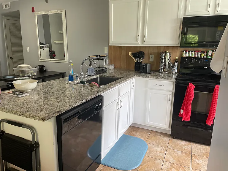 9740 Bexley Station Dr #7F — Photo 3