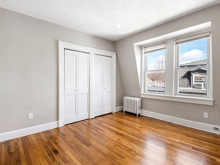501 Warren St #6 — Photo 13