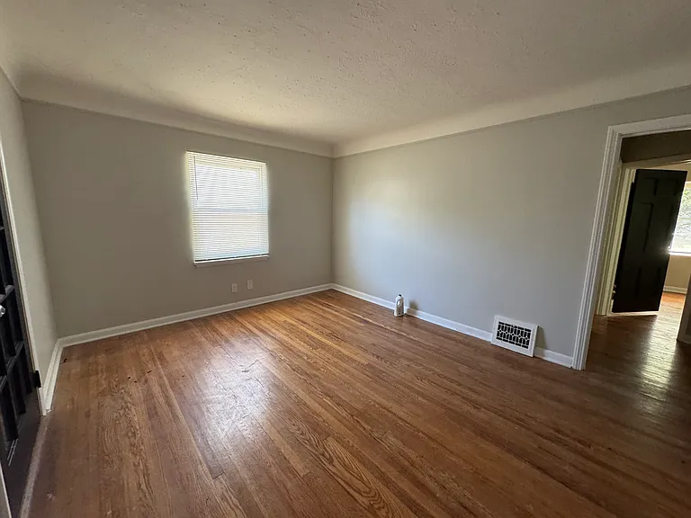 21570 Priday Ave — Photo 3