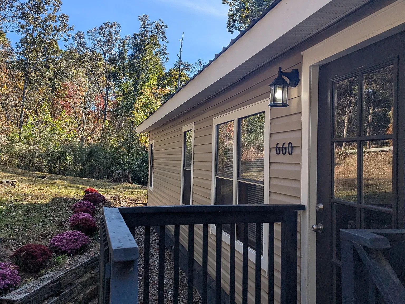 3 bed, 1400 sqft, $1,500 — Photo 2