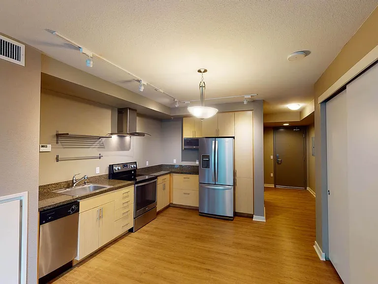Elements Apartments — Photo 82