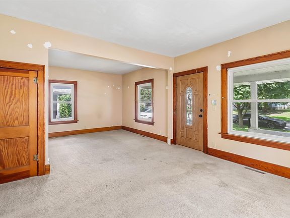 3rd image of 1411 5th St
