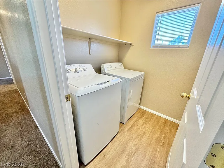8121 Retriever Ave — Photo 12