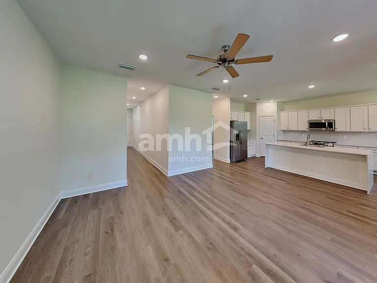 5666 Oesterle Rd — Photo 6