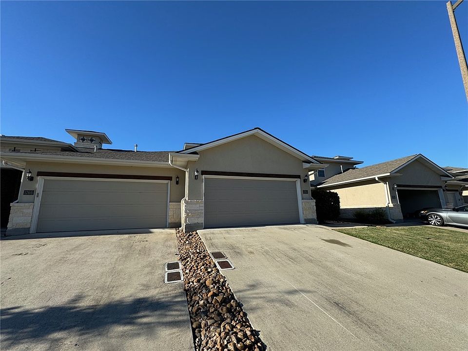 1st image of 1764 Heath Dr