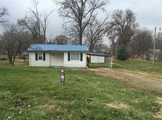 2121 N Wood St, Spottsville, KY 42458