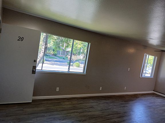 2nd floor unit. Spectacular price for affluent East Sacramento River 95819 neighborhood. One block from California State University, Sacramento. 3 blocks from American River Park trail, Paradise beach. Free assigned parking space.