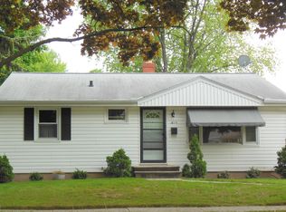 1615 Carroll Ave, Green Bay, WI 54304