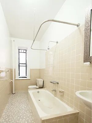 Rented by Rachel Realty | media 18