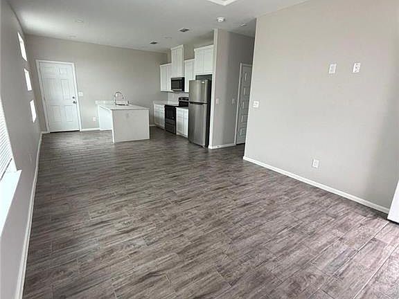 2nd image of 3304 Wolf Creek Ave #3