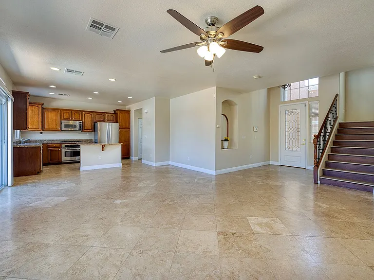 10226 Sourwood Ave — Photo 8