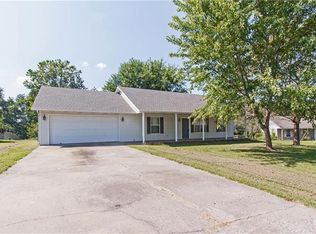 2011 McNair St, Pea Ridge, AR 72751