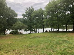 111 Michelle Dr, Chesnee, SC 29323