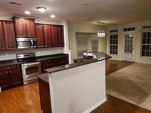 Kitchen, breakfast and sitting room