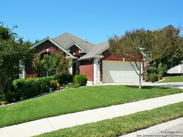 1st image of 6130 Oakwood Trl