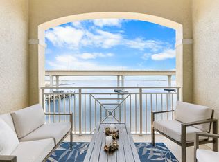 275 NW Flagler Ave APT 403, Stuart, FL 34994