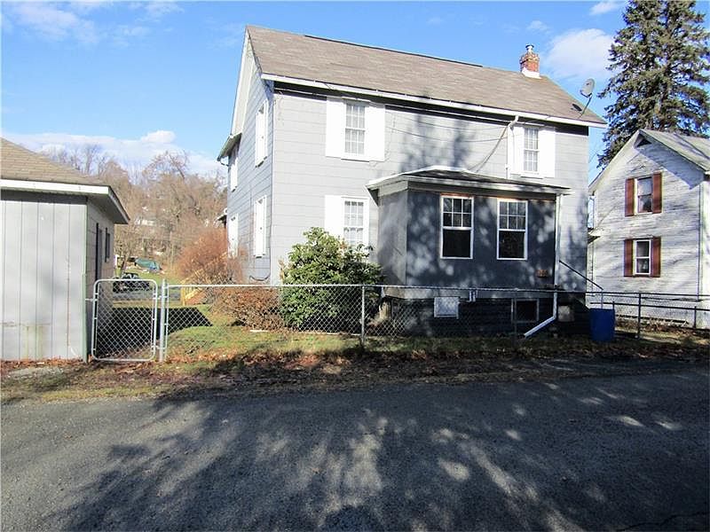 1st image of 115 Grace St