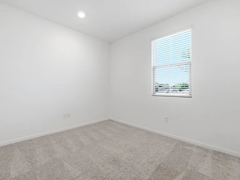 12395 N Pomeroy Ave — Photo 22