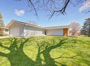 541 S Westwood Dr, Bloomington, IN