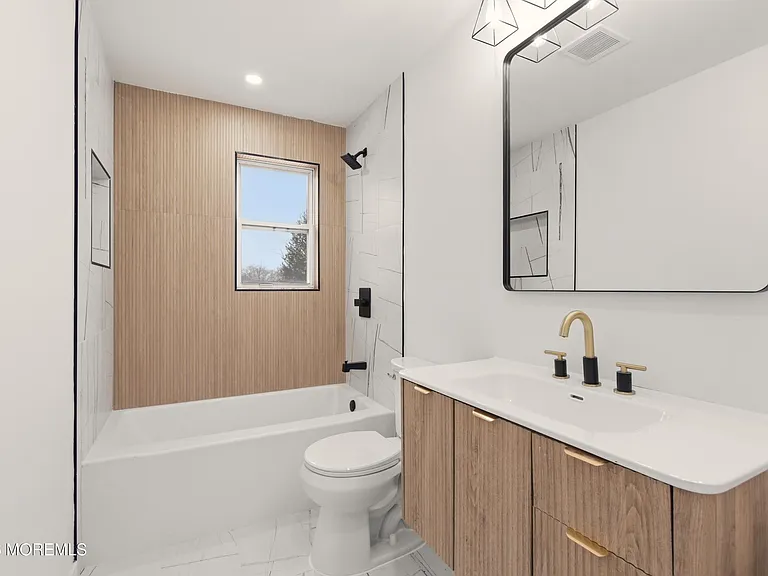 1041 Mulberry Pl — Photo 12