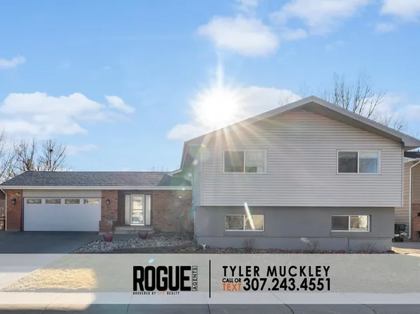 54 Jonquil St, Casper, WY 82604