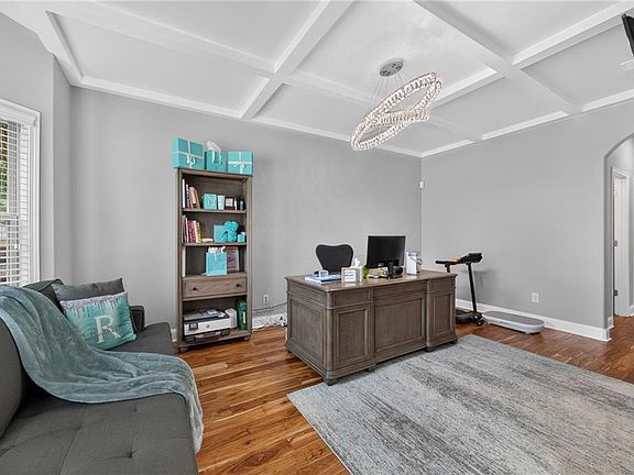 5th image of 3831 Lake Haven Way