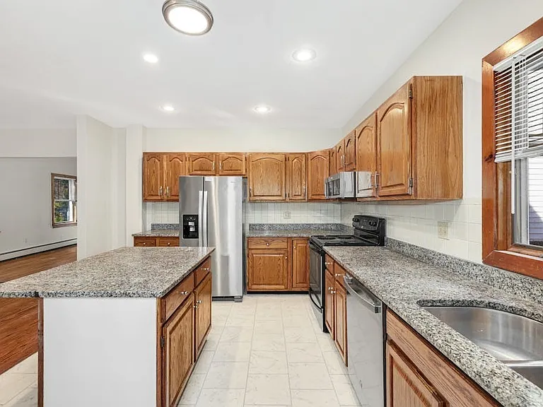 90 E Main St #1 — Photo 22