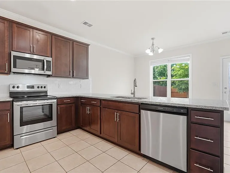 6498 Panasa Ct — Photo 8
