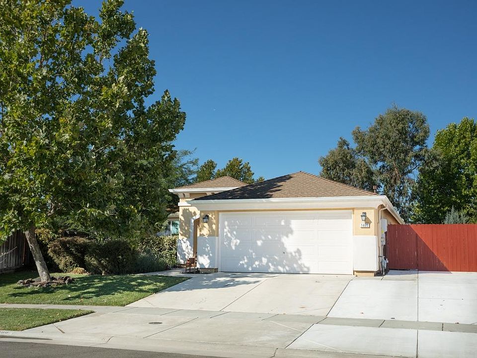 2nd image of 1466 Garnet Way