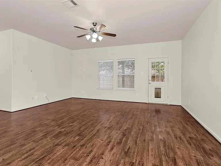 602 Blue Oasis Ct — Photo 8