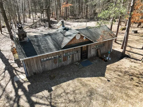 243 W Turkey Ln, White Cloud, MI 49349