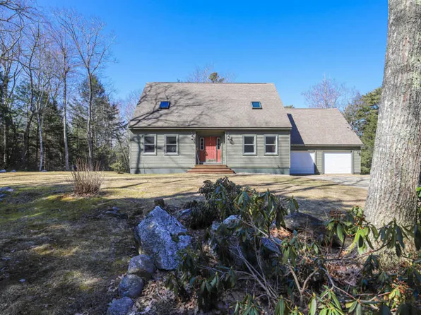 275 Chopps Point Rd, Woolwich, ME 04579