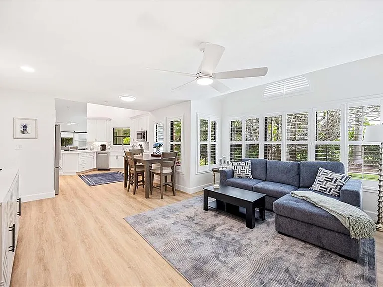 571 Park Shore Dr #G-6 — Photo 18