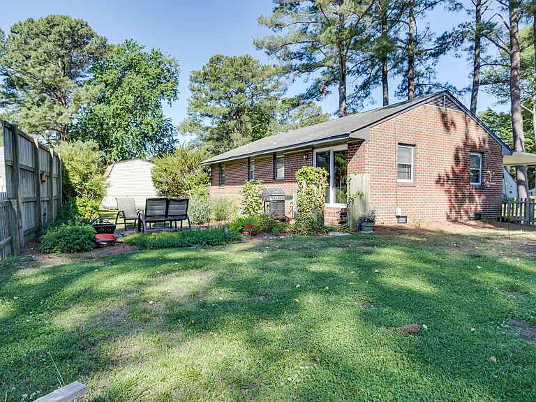 101 Lamper Rd — Photo 26