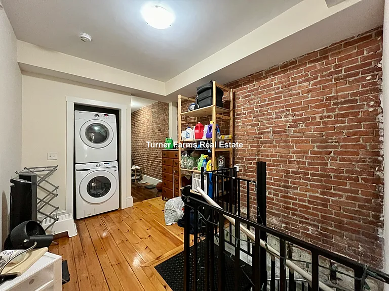 231 Norfolk St #1A — Photo 11