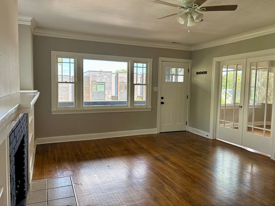 1st image of 604 E 7th Ave