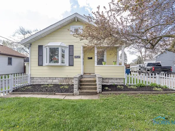 2527 Jutland St, Toledo, OH 43613