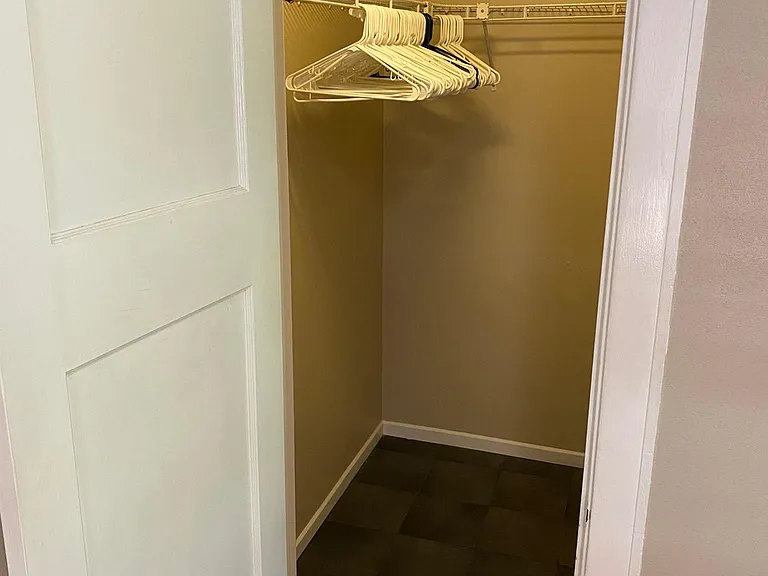 2881 Irving Ave S #302 — Photo 9
