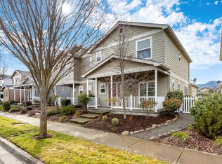 1143 Rustler Peak St, Central Pt, OR