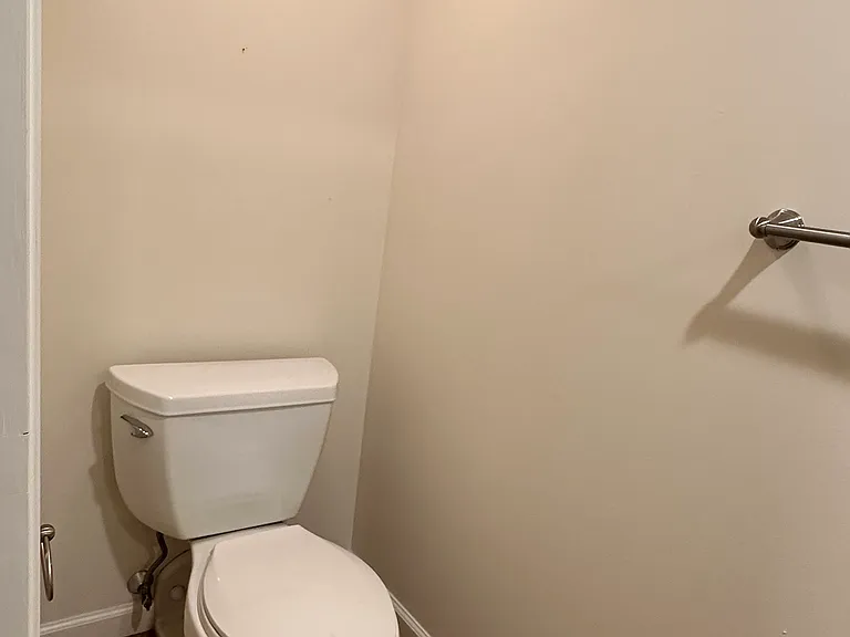 125 N 4th St #306 — Photo 15